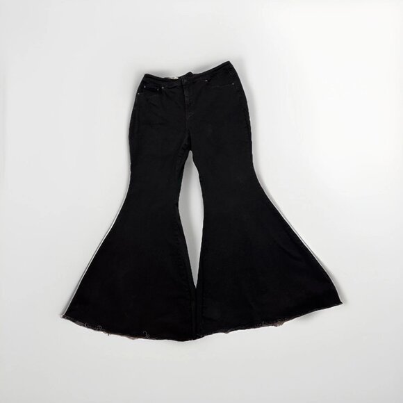 Free People CRVY Super High-Rise Lace-Up Flare Jeans Black Women’s Size 35 - Picture 5 of 12